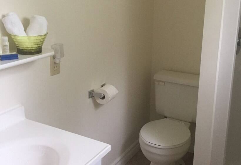 Big Intervale Fishing Lodge