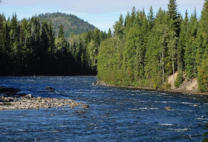 Blue Grouse Country Inn Bed & Breakfast