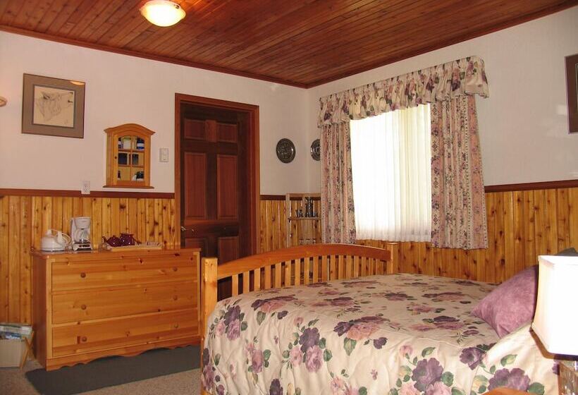 Blue Grouse Country Inn Bed & Breakfast