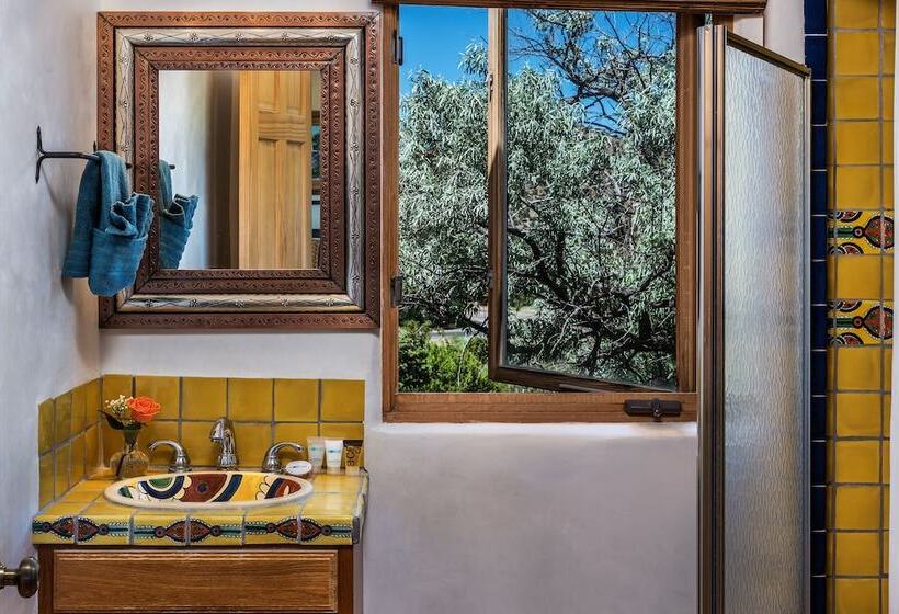 Bobcat Inn Bed And Breakfast