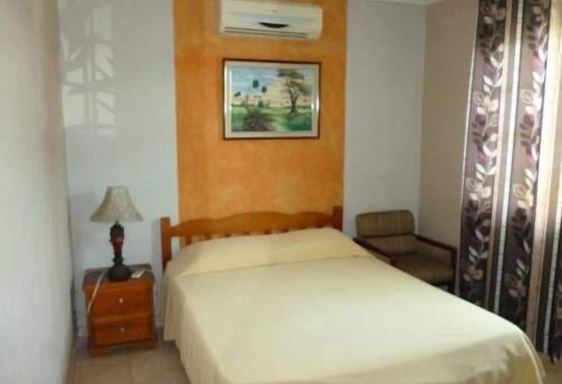 Canal Inn B&b Panama