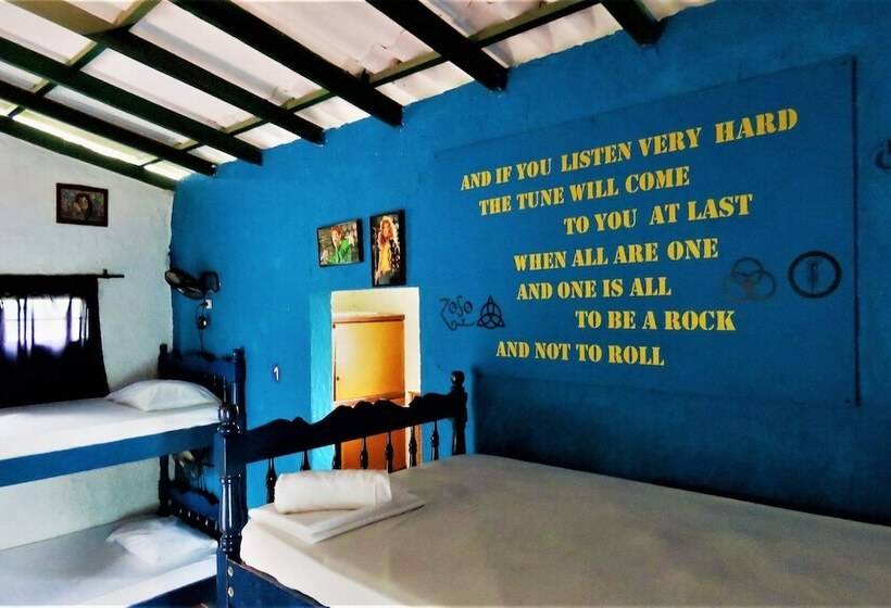 Casa Del Ritmo Hostel