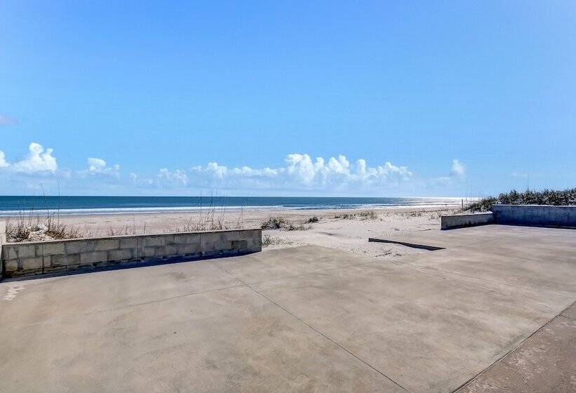 Charming Oceanfront Beach House By Redawning