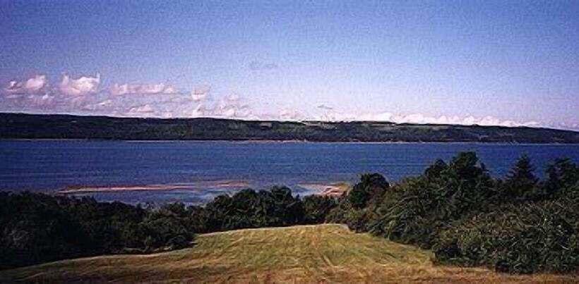 Chisholms Of Troy Coastal Cottages