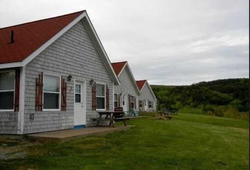 Chisholms Of Troy Coastal Cottages