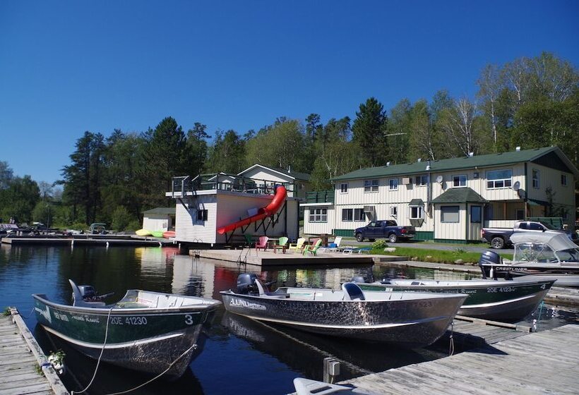 Dogtooth Lake Resort