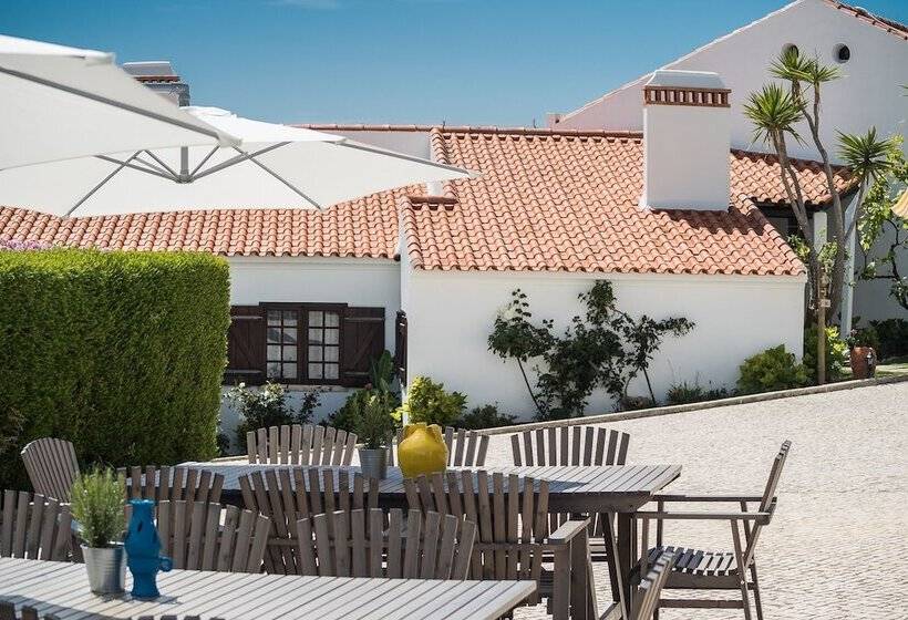 Ericeira Villa Surf Camp Hostel