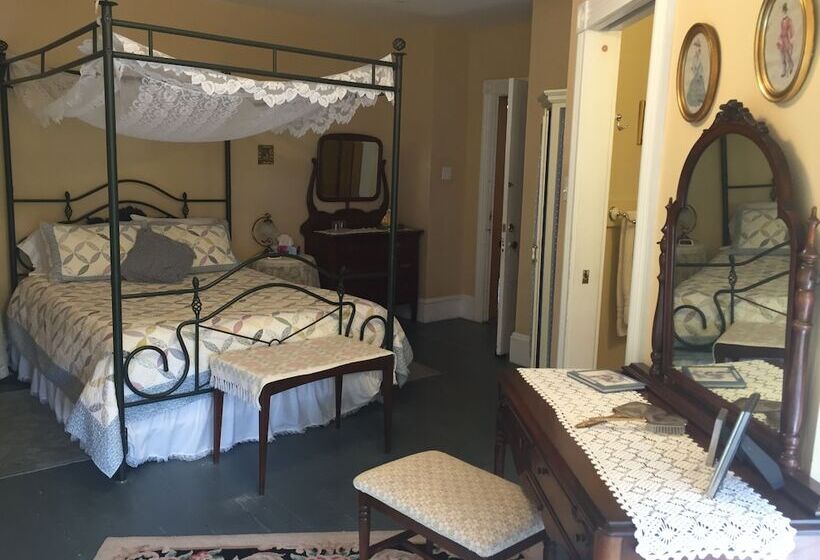 Evangeline S Tower Bed & Breakfast