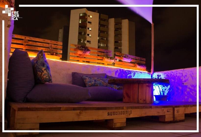 Frederica Hostel E Lanchonete