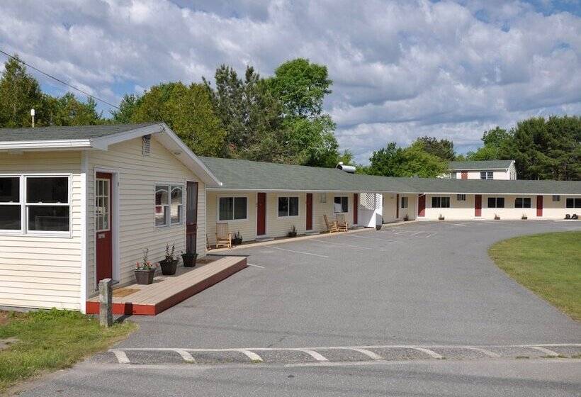 Gallagher S Travels Bar Harbor Motel & Cabins