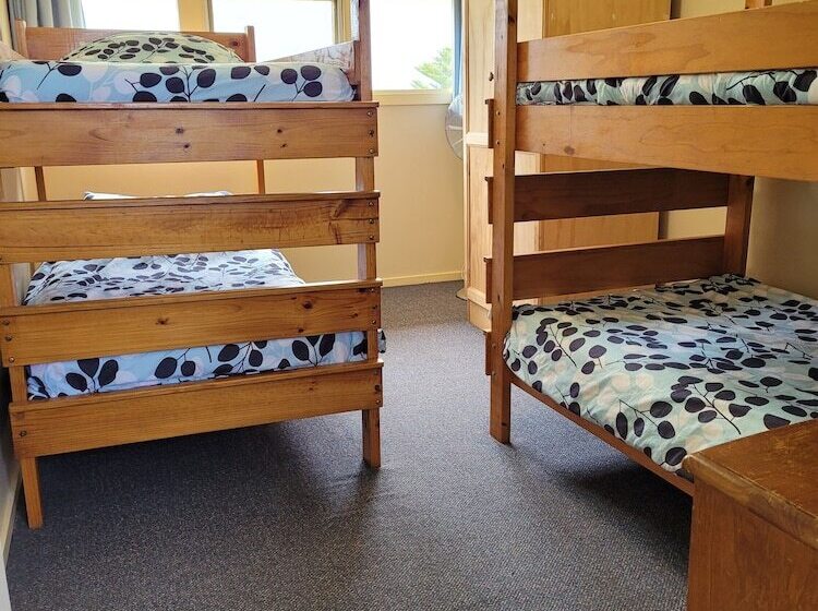 High View Family Cottages