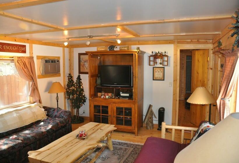 Hoovers River Resort