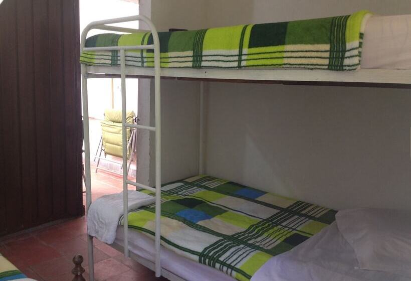 Hostal Campestre Chitota   Hostel