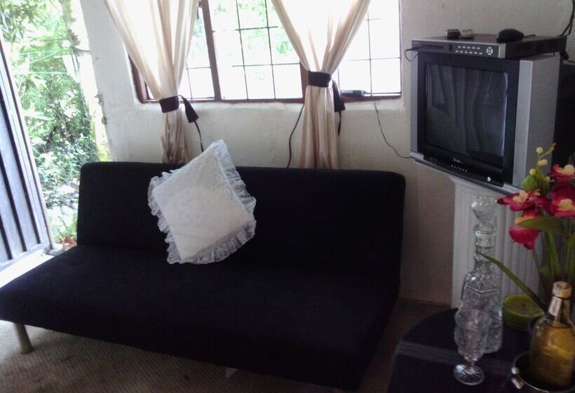 Hostal Campestre Chitota   Hostel