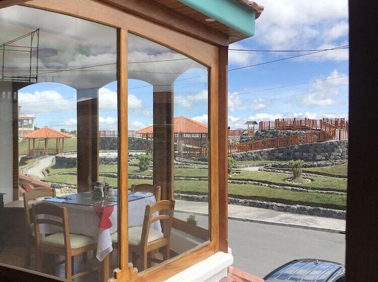 Hostal Chukirawa   Hostel