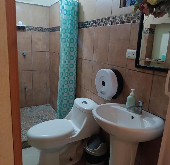 فندق فئة نجمة واحدة Hospedaje La Galerie