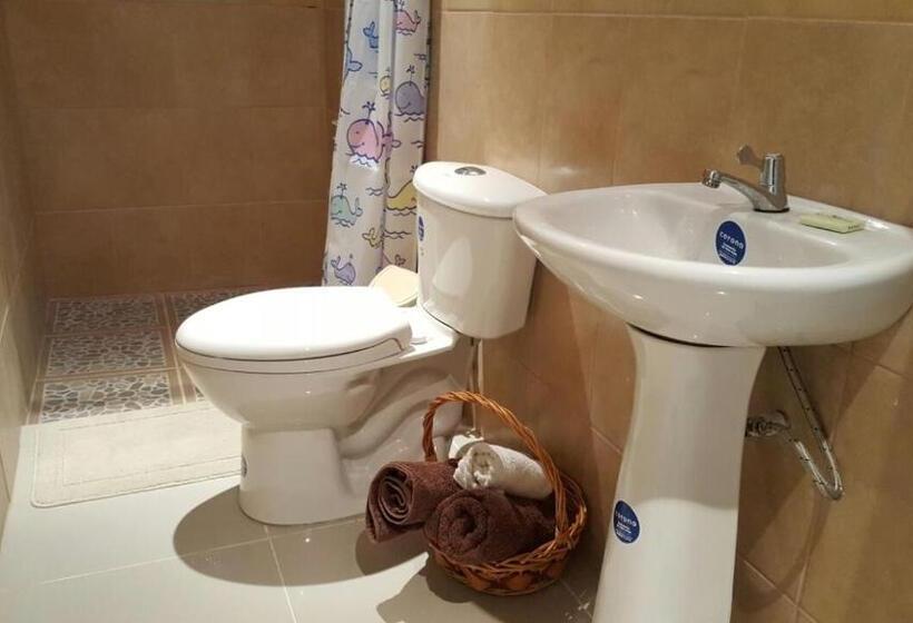 فندق فئة نجمة واحدة Hospedaje La Galerie