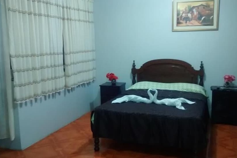 فندق فئة نجمة واحدة Hospedaje Santa Inés