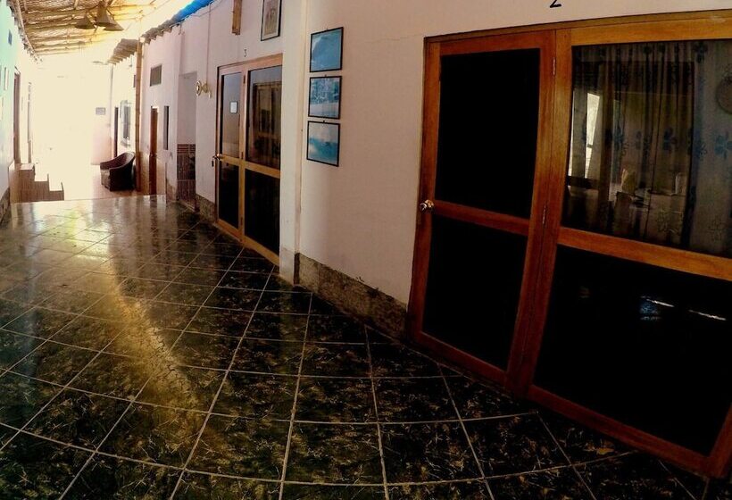 פונדק La Casa De Betty