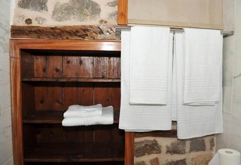 فندق Alexandra Guesthouse