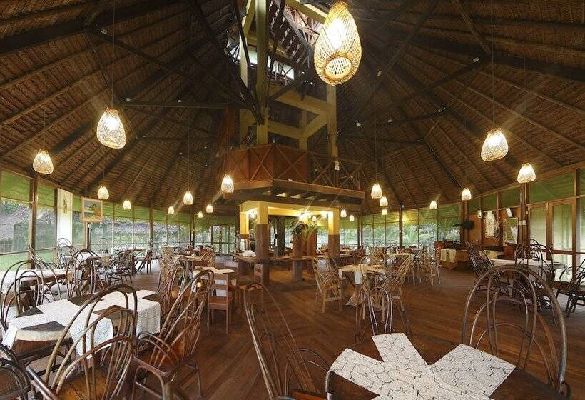 هتل Amazon Rainforest Lodge