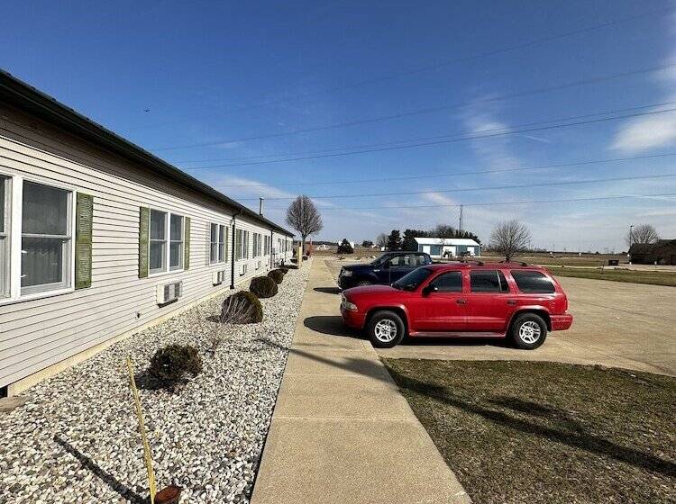 בית מלון כפרי Attica Inn