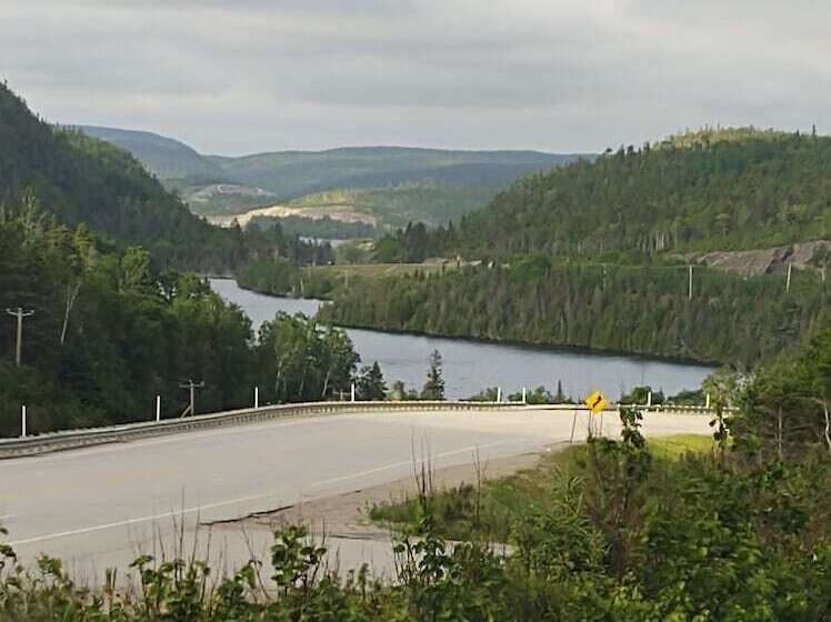 Отель Auberge La Taniere A Tadoussac