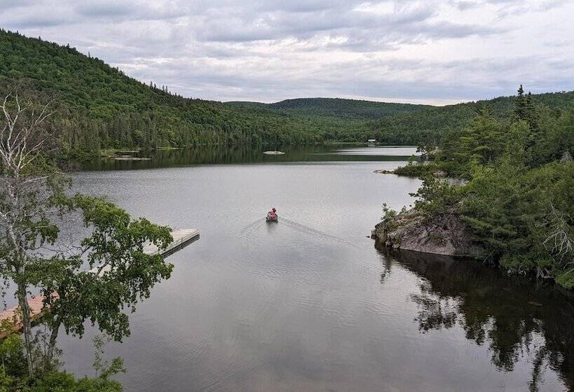 Отель Auberge La Taniere A Tadoussac