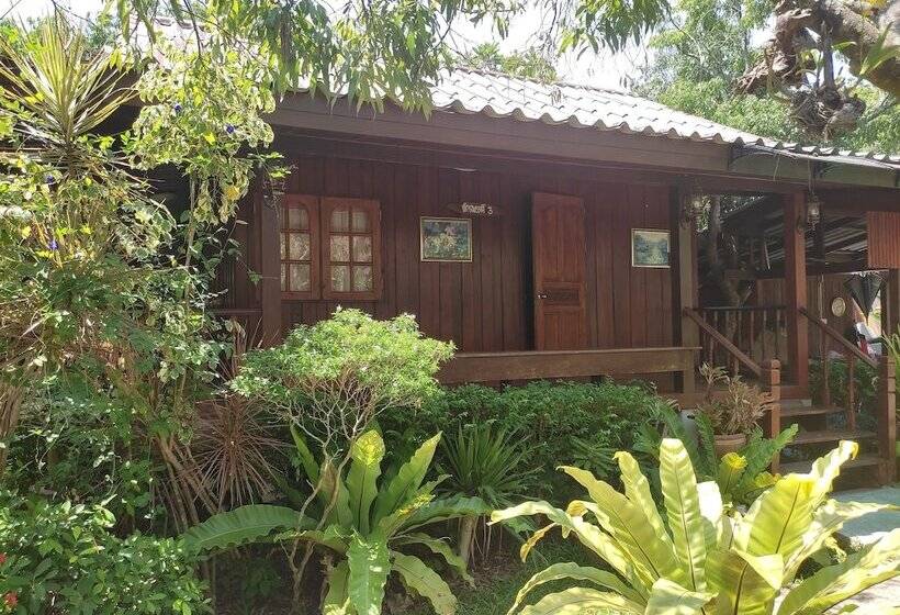 فندق Baansuanlynjee Maeklong Resort