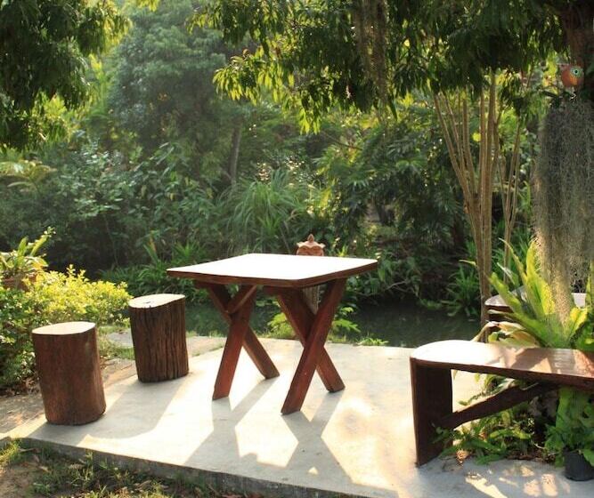 فندق Baansuanlynjee Maeklong Resort