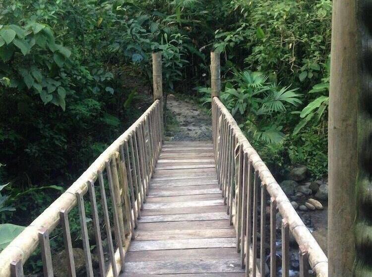 هتل Bellandia Lodge