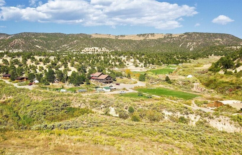 فندق Boulder Mountain Guest Ranch