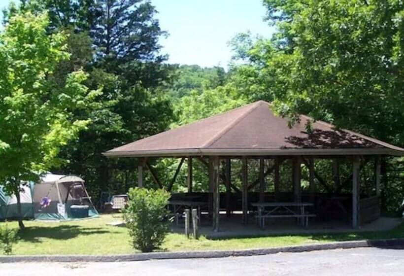 فندق Branson Koa Campground