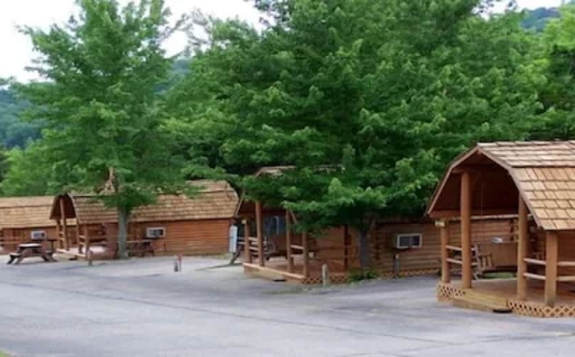 فندق Branson Koa Campground