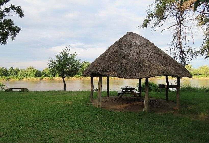 호텔 Croc Valley Camp