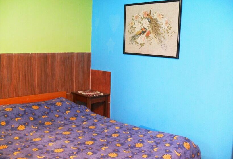 هتل El Mirador De Pucusana