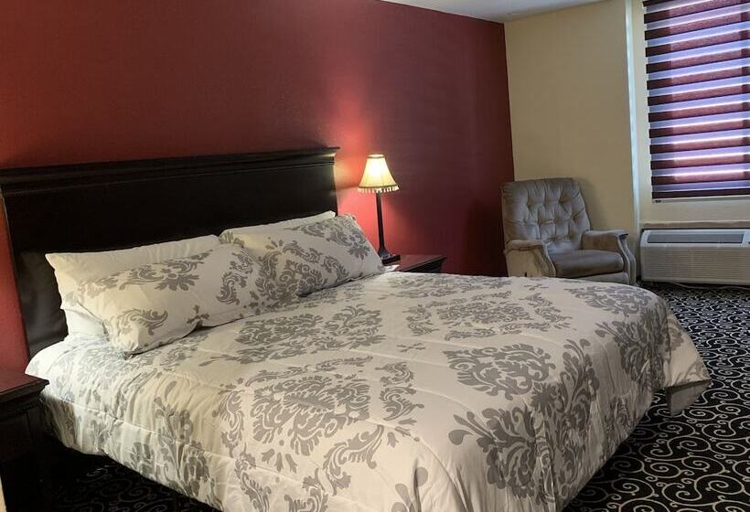 فندق Fairbridge Inn Express Hiawatha