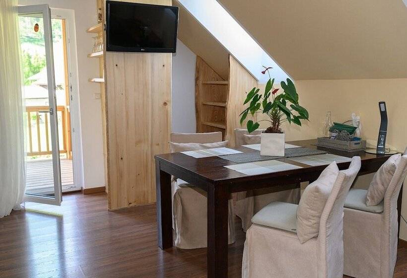 ホテル Ferienhaus Hirschloser