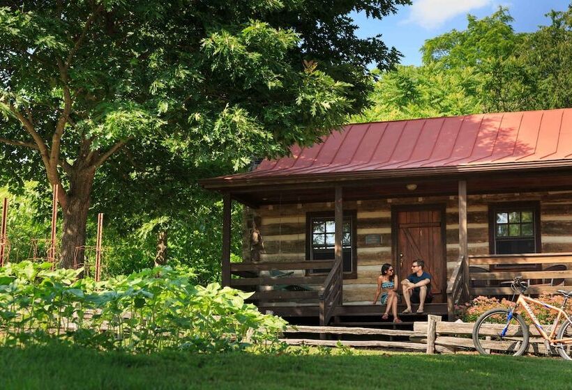 فندق Fort Lewis Lodge