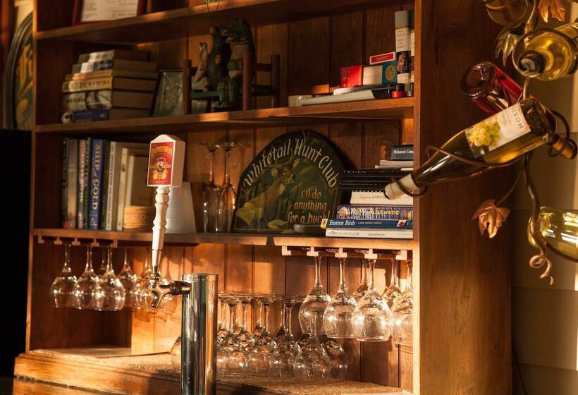 فندق Fort Lewis Lodge