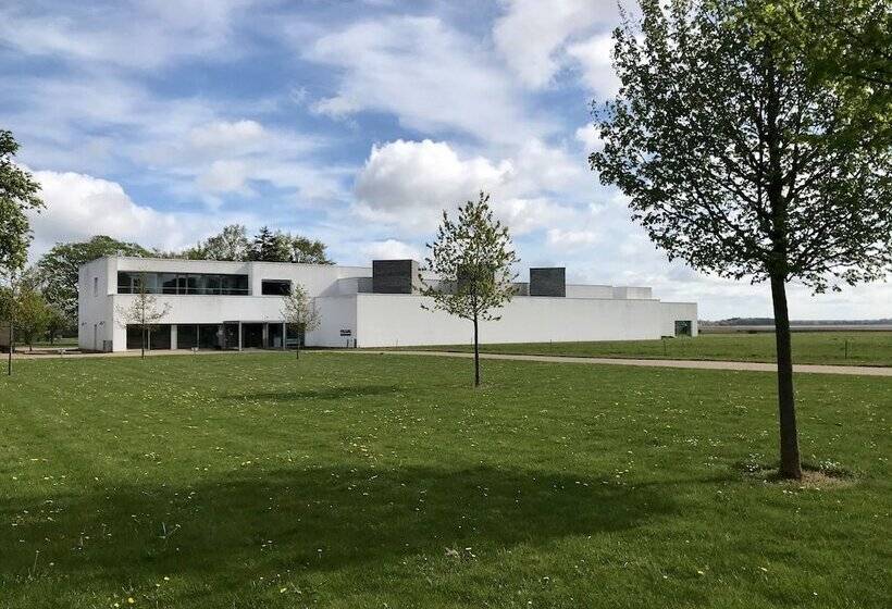 هتل Fuglsang Herregaard