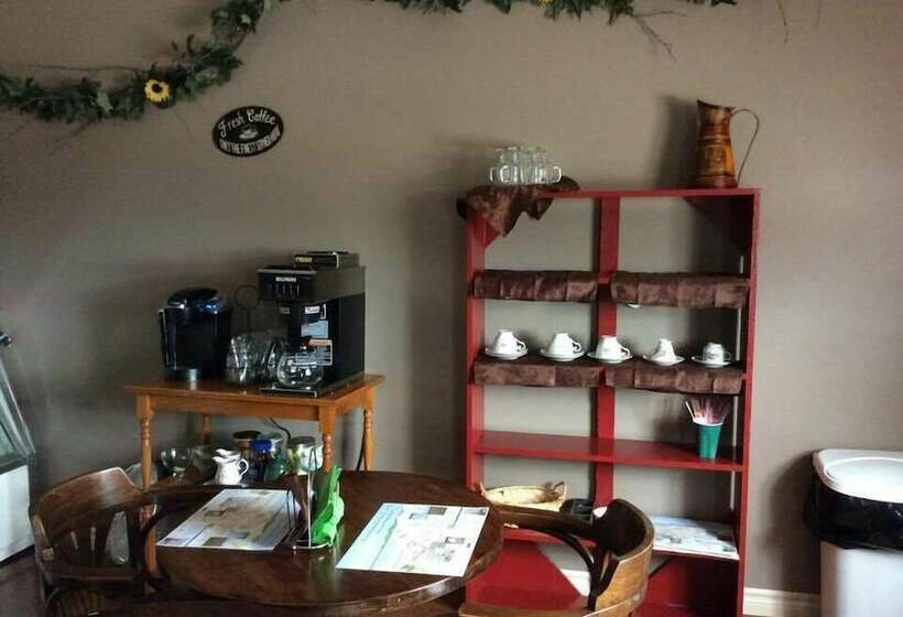 호텔 Genevieve Bay Inn