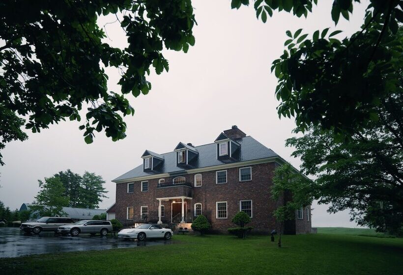 호텔 Hazel Grouse Manor