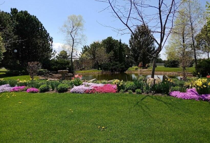 ホテル Hessenland Inn & Schatz Winery