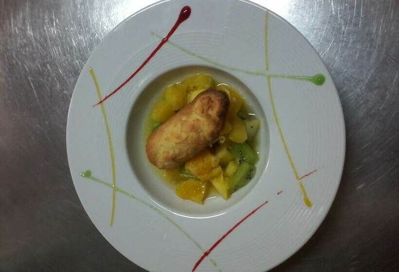 בית מלון כפרי Hôtel De La Tour