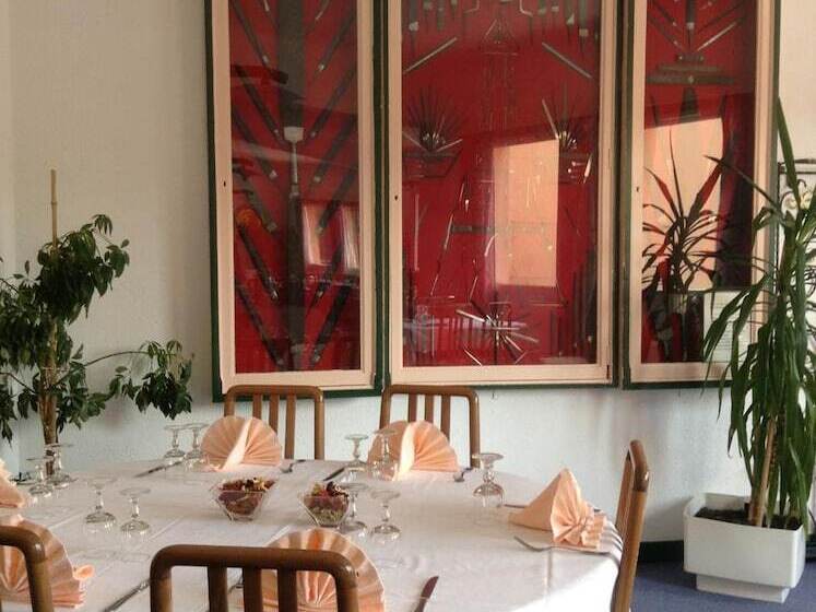 호텔 Hôtel De La Tour