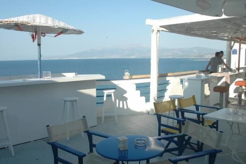 בית מלון כפרי Koralli Sea View