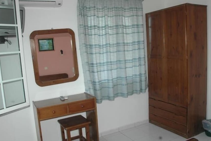 בית מלון כפרי Koralli Sea View