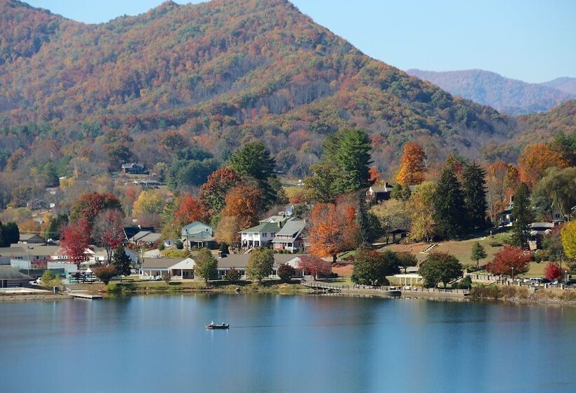 Отель Lambuth Inn At Lake Junaluska