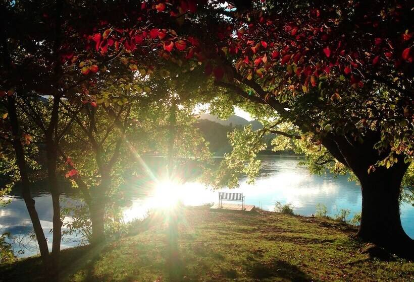 Отель Lambuth Inn At Lake Junaluska
